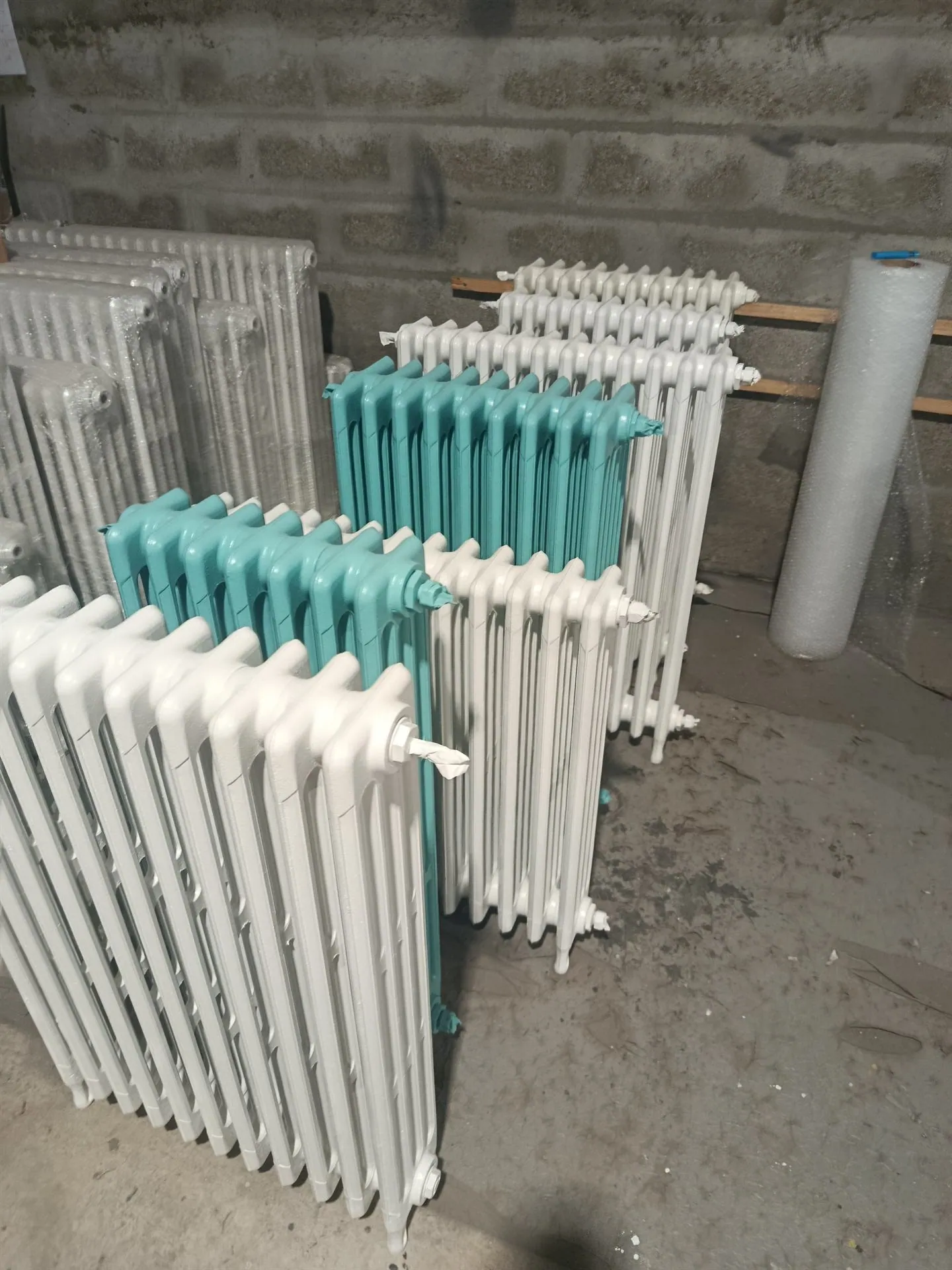 Rénovation d'un radiateur en fonte par AS Décapage