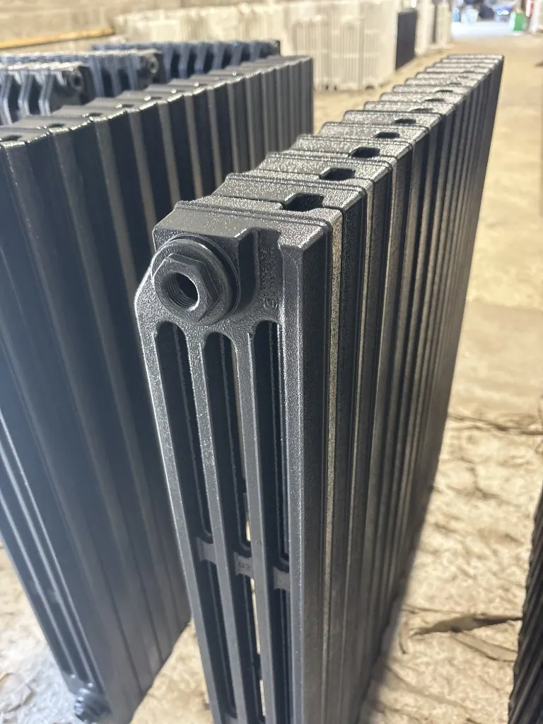 Radiateur fonte Savane reconditionné — AS DÉCAPAGE